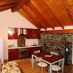 Vacanze E Roccetta Fiorita Aparthotel Pettenasco
