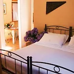 Vacanze E Roccetta Fiorita Aparthotel 3*