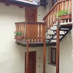 Vacanze E Roccetta Fiorita Aparthotel Pettenasco
