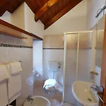 Vacanze E Roccetta Fiorita Pettenasco