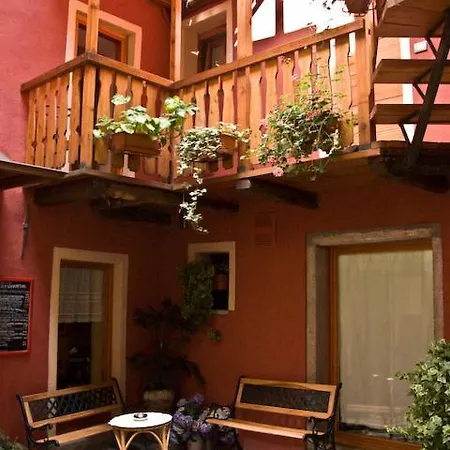 Vacanze E Roccetta Fiorita 3* 페텐나스코