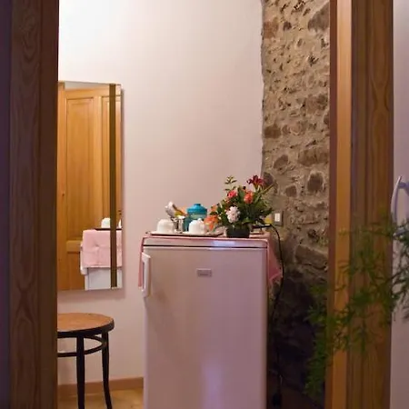 Vacanze E Roccetta Fiorita Lägenhetshotell 3*