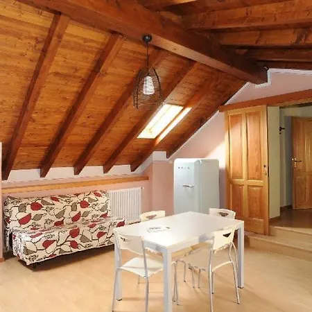 Vacanze E Roccetta Fiorita Lägenhetshotell 3*