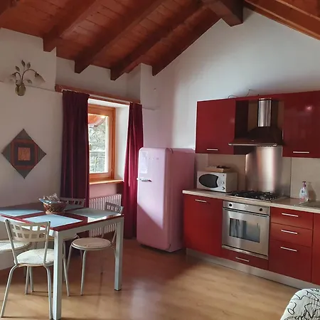 Vacanze E Roccetta Fiorita Lägenhetshotell 3*