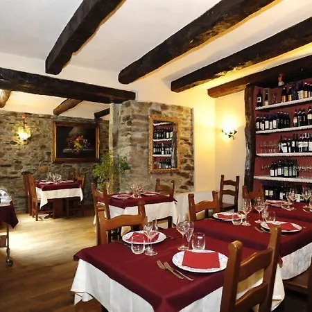 Vacanze E Roccetta Fiorita Lägenhetshotell 3*