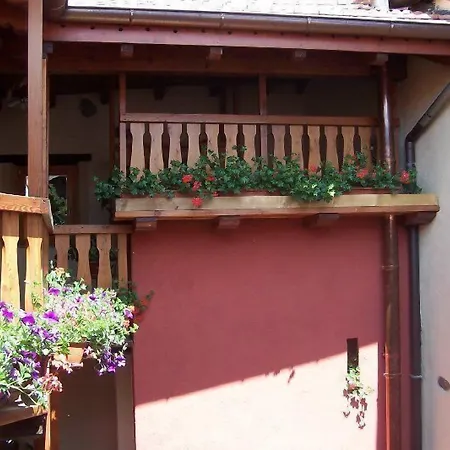 아파트호텔 Vacanze E Roccetta Fiorita 3*