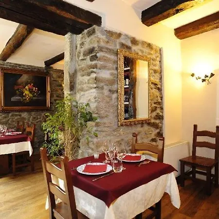 Vacanze E Roccetta Fiorita 3*