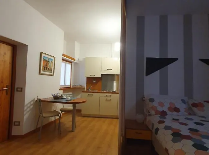 아파트호텔 Vacanze E Roccetta Fiorita 페텐나스코