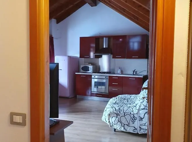 아파트호텔 Vacanze E Roccetta Fiorita 3*
