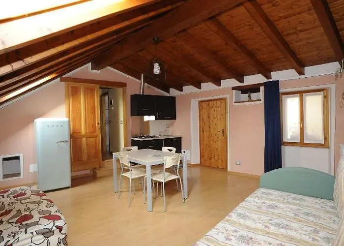 아파트호텔 Vacanze E Roccetta Fiorita 3*